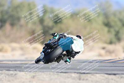 media/Dec-07-2025-CVMA (Sun) [[3e7d2de5dc]]/Race 12- Formula 40 MW and LW/